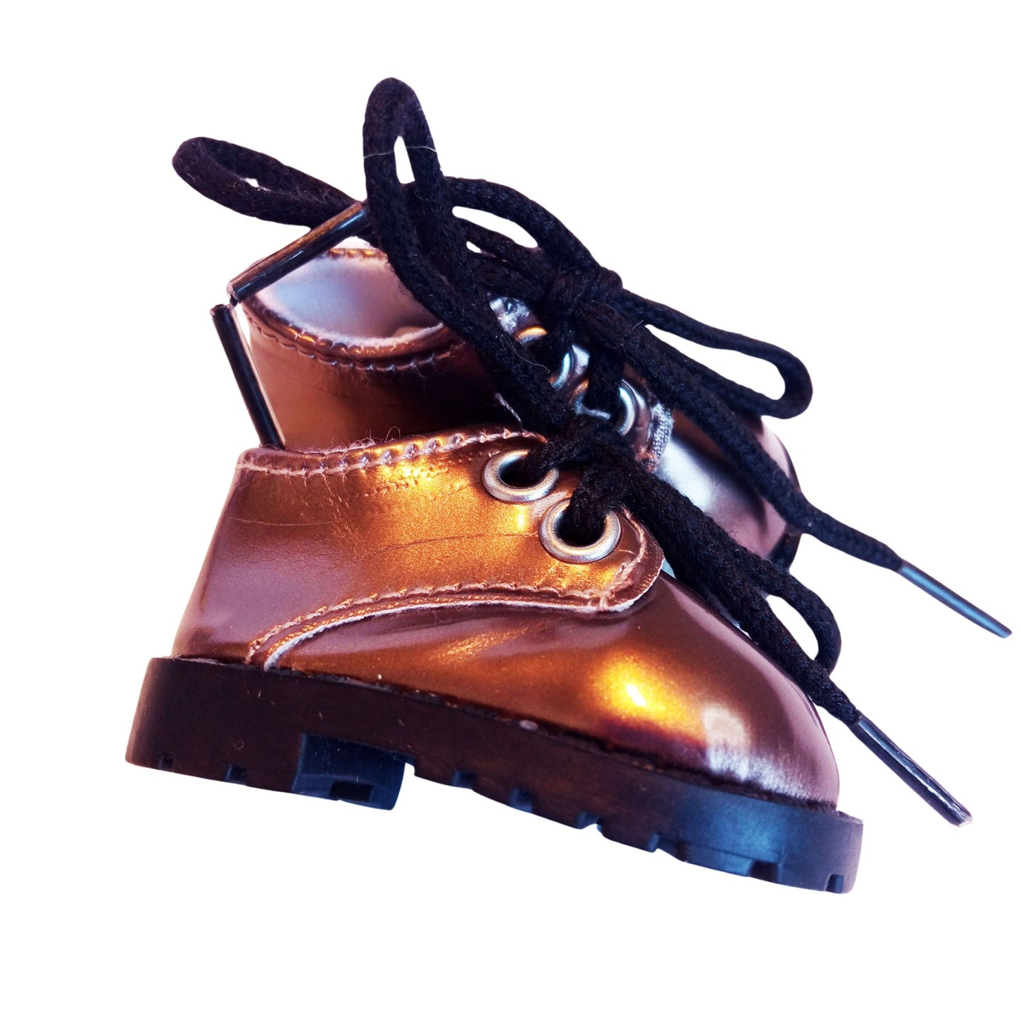 In a lace-up shoe for Paola Reina, 32 cm, featuring a gloss finish, black soles. Size 5.5 cm x 2.8 cm.
