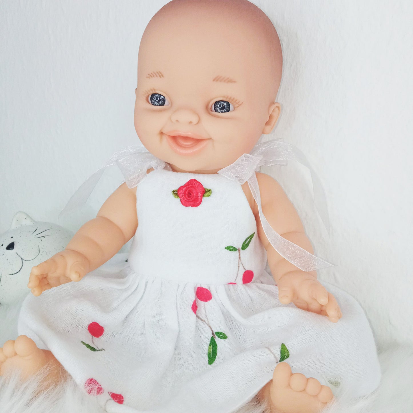 Handmade Doll Clothes: White Dress for 34 cm Baby Born Doll