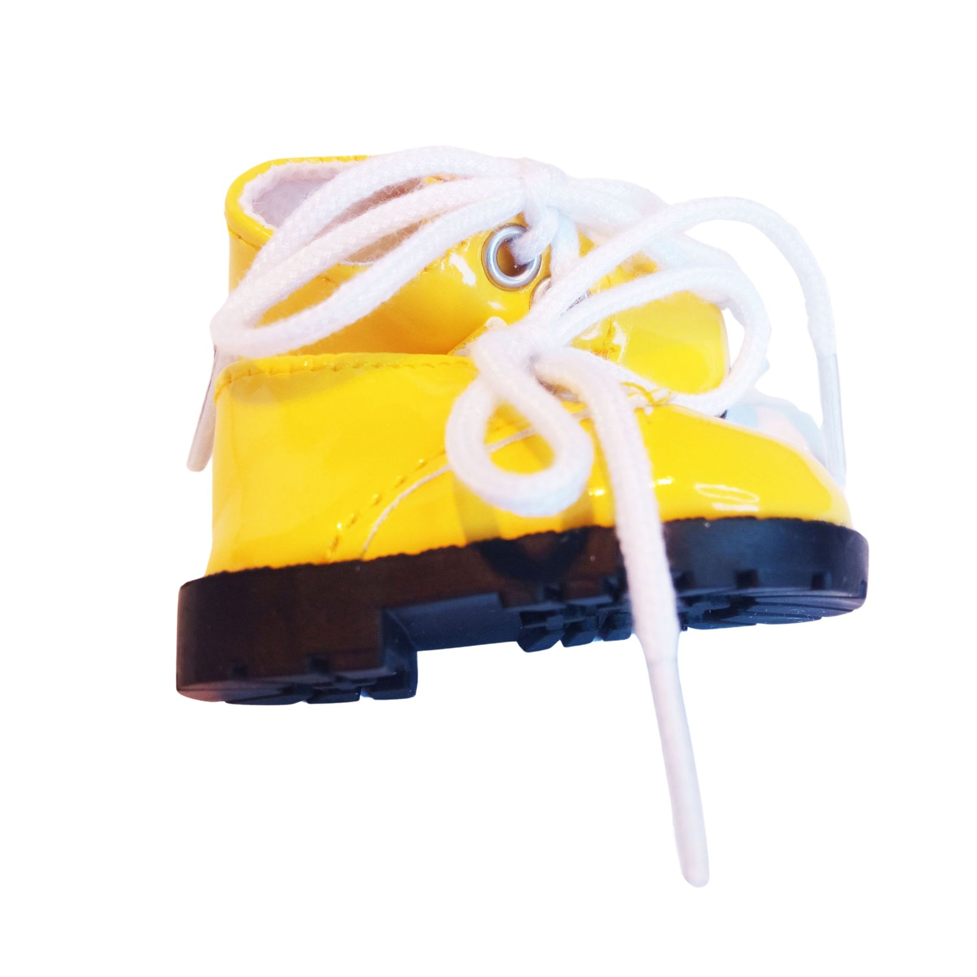Miniature shoes for Paola Reina 32 cm doll, size 5.5 cm x 2.8 cm. Perfect fit, stylish design, and high-quality materials for doll fashion enthusiasts.